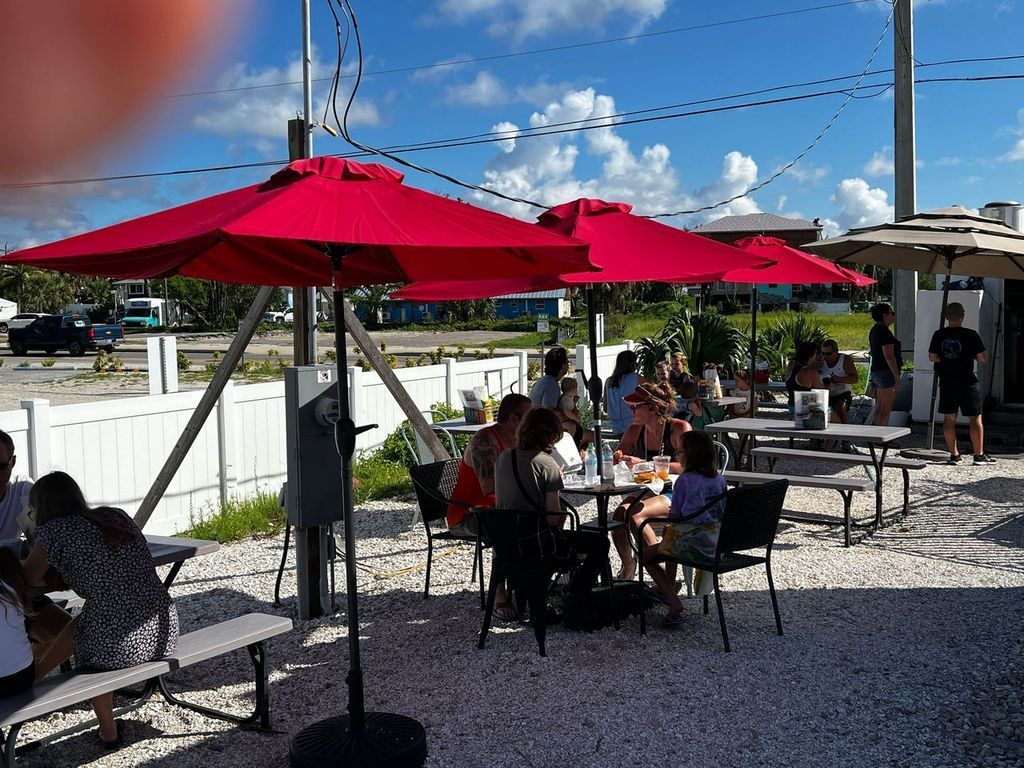 Mom's Restaurant in Fort Myers Beach, FL