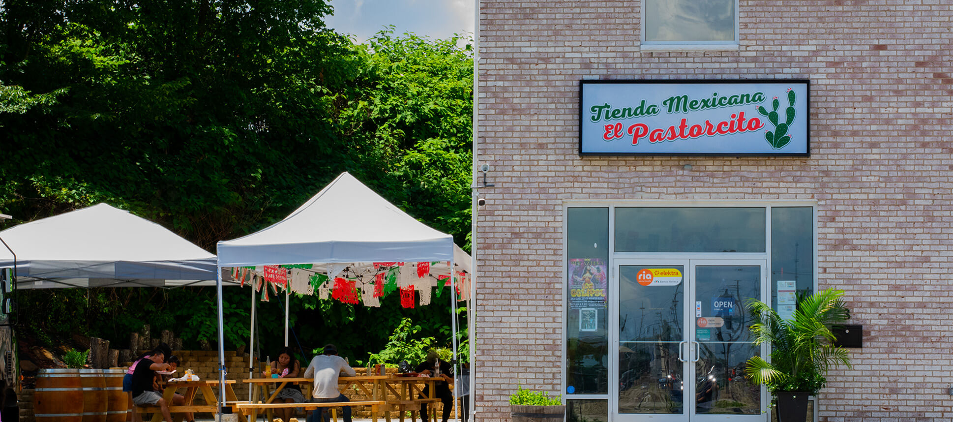 Tienda Mexicana El Pastorcito in Monroeville, PA (2)