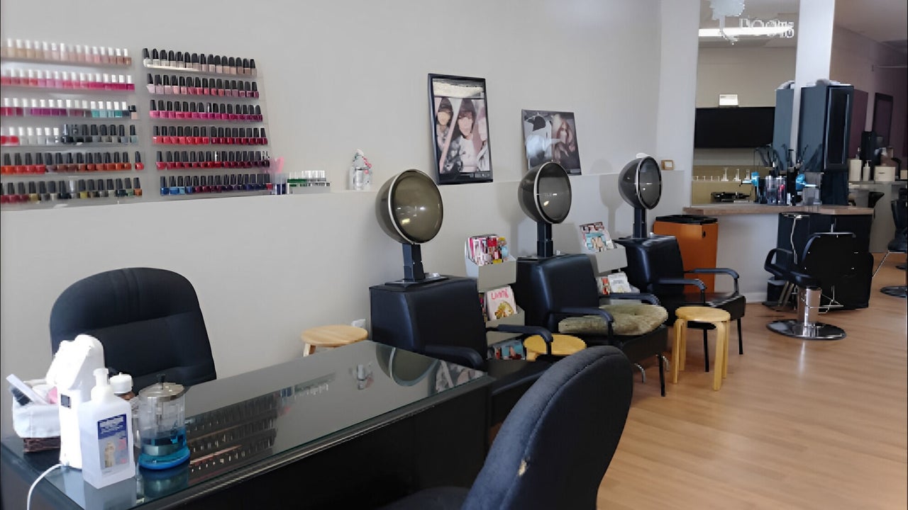 Healthy Haircare Salon & Spa in Roseville, MI (2)