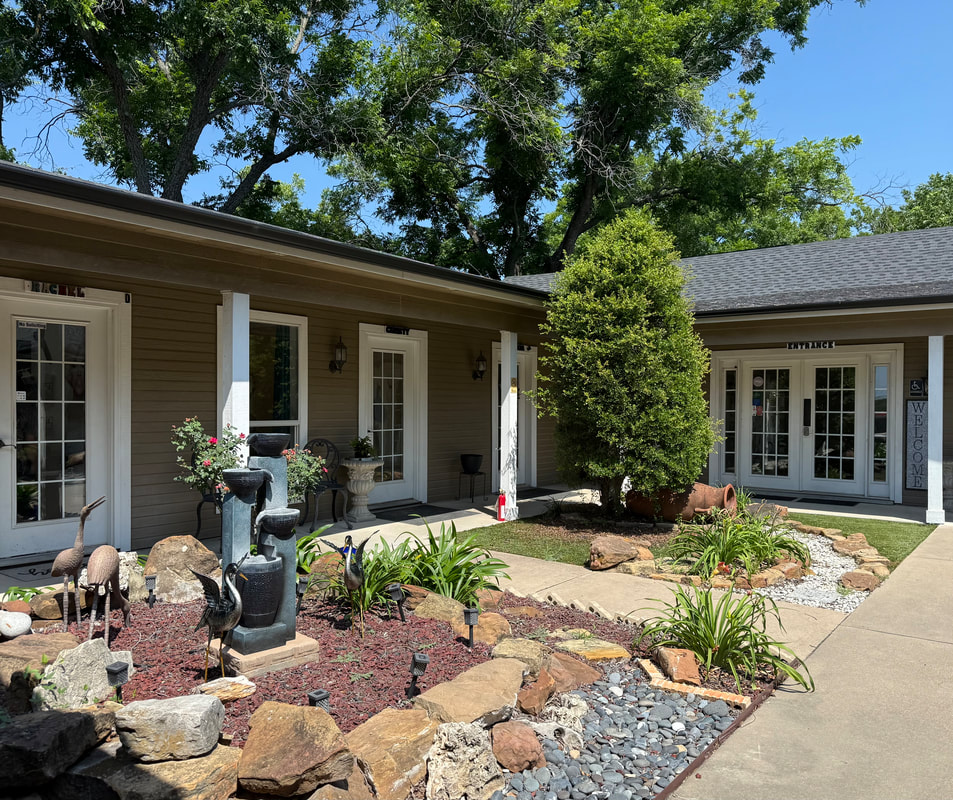 Blushes Salon & Spa in Granbury, TX (2)