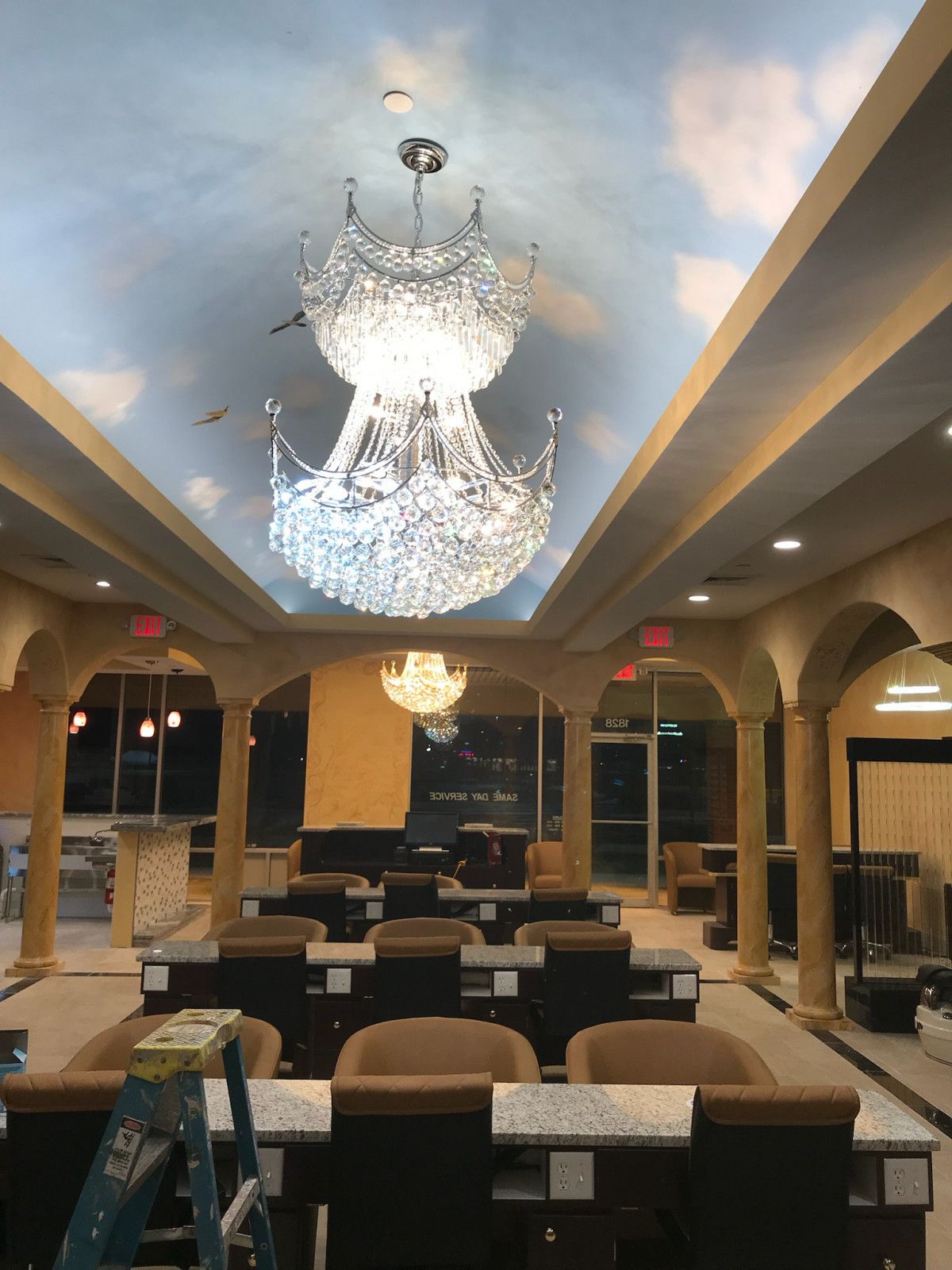 Jenni’s Nail Spa & Bar in Delaware, OH
