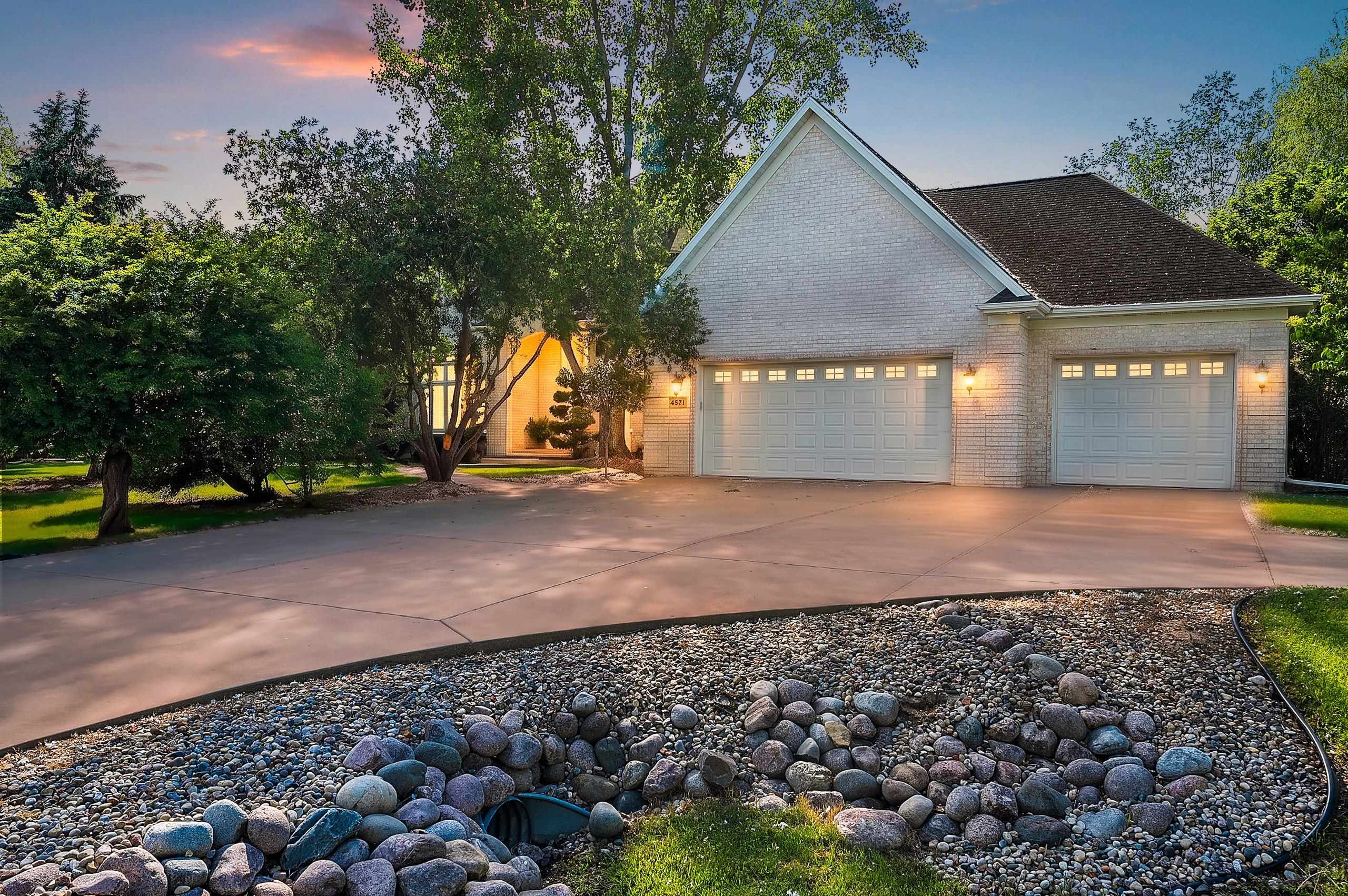 Adam Adler, Coldwell Banker Real Estate Group in Green Bay, WI (4)