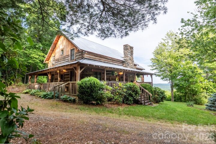Carolina Realty Inc in Wilkesboro, NC (3)