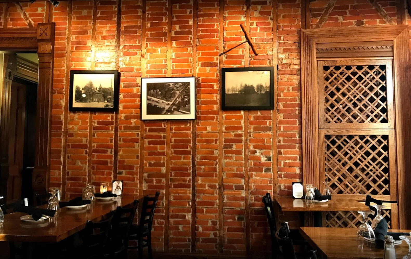 Corkscrew Saloon in Medina, OH (5)