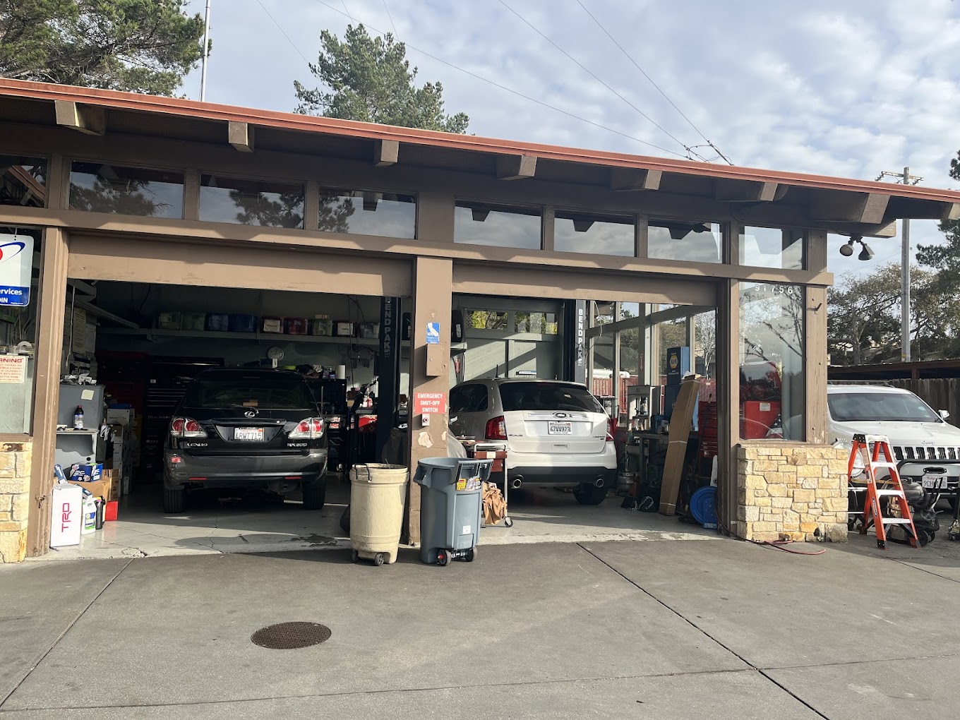 Javier Auto Services in Carmel-By-The-Sea, CA (3)