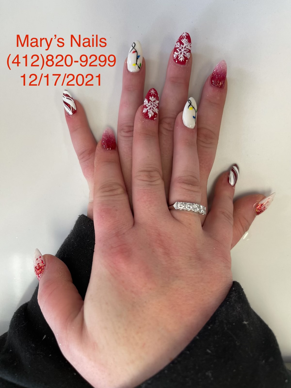 Mary's Nails in Verona, PA