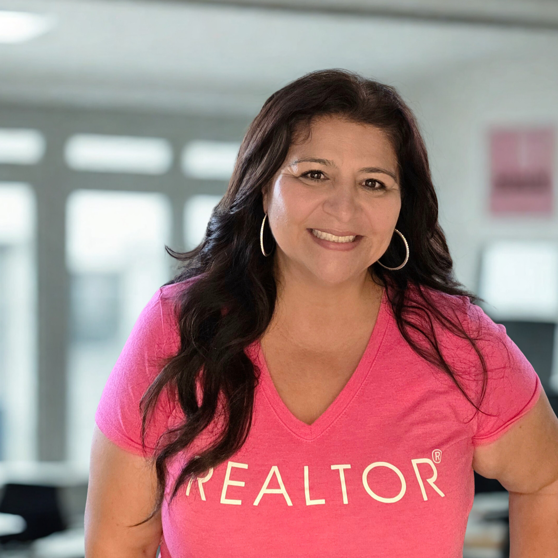 Claudia Navarro - REALTOR® RESOURCE REAL ESTATE in Ventura, CA