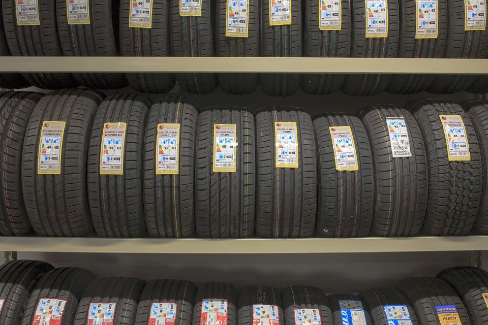 Willowbrook Auto Repair & Tire in Willowbrook, IL (2)