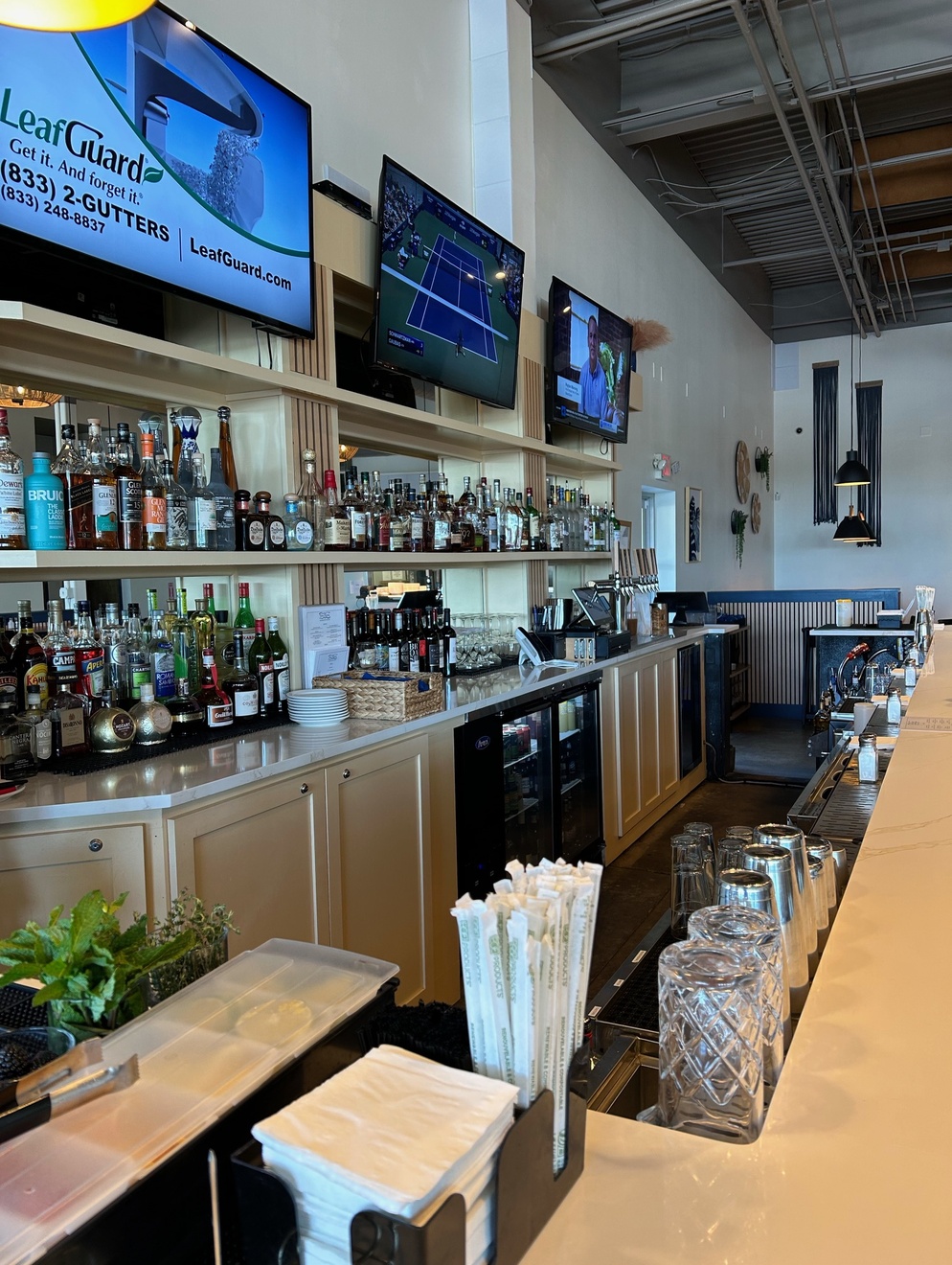 Two Rivers Restaurant and Bar in Powell, OH