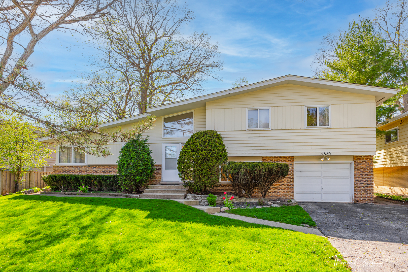 Audra Casey, Christie’s International Real Estate, Real Estate Broker in Northbrook, IL