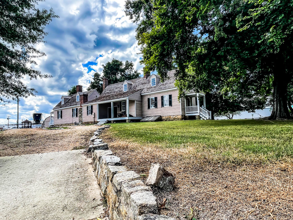 Explore Blackstone in Blackstone, VA