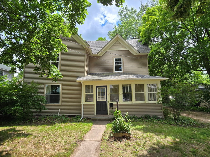 Cora Frank | Realtors | RE/MAX Results | The Frank Team in Menomonie, WI