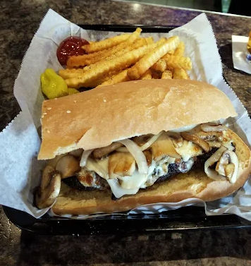 Dirty Dime Tavern in Cudahy, WI (6)
