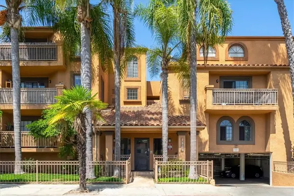 Maiyah Jimenez - Long Beach and South LA County Cities Real Estate Broker in Beverly Hills, CA (2)