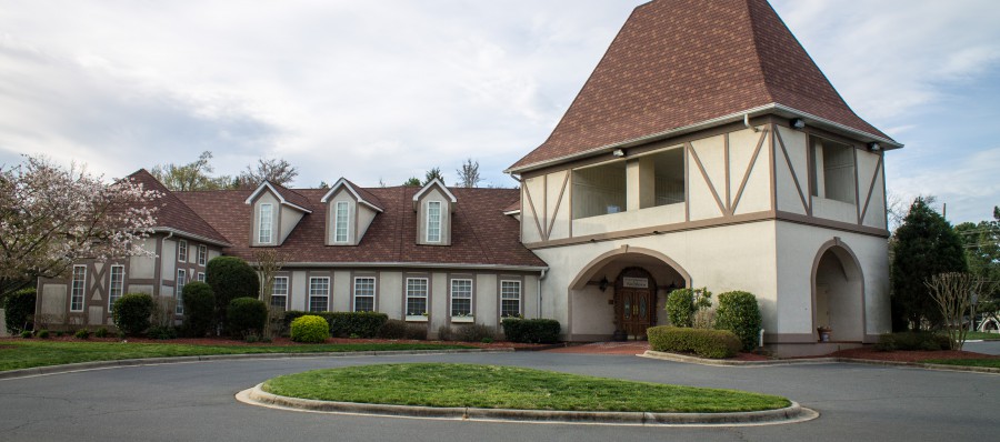 Waldhorn Restaurant in Pineville, NC (4)