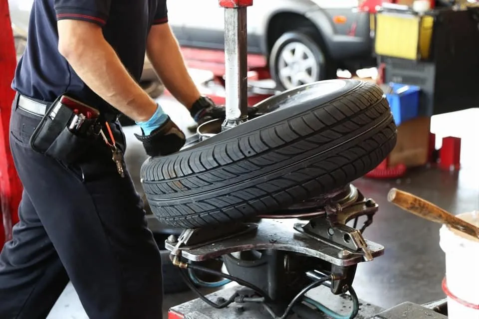 Yoakum Lube, Tire and Wash in Yoakum, TX (4)