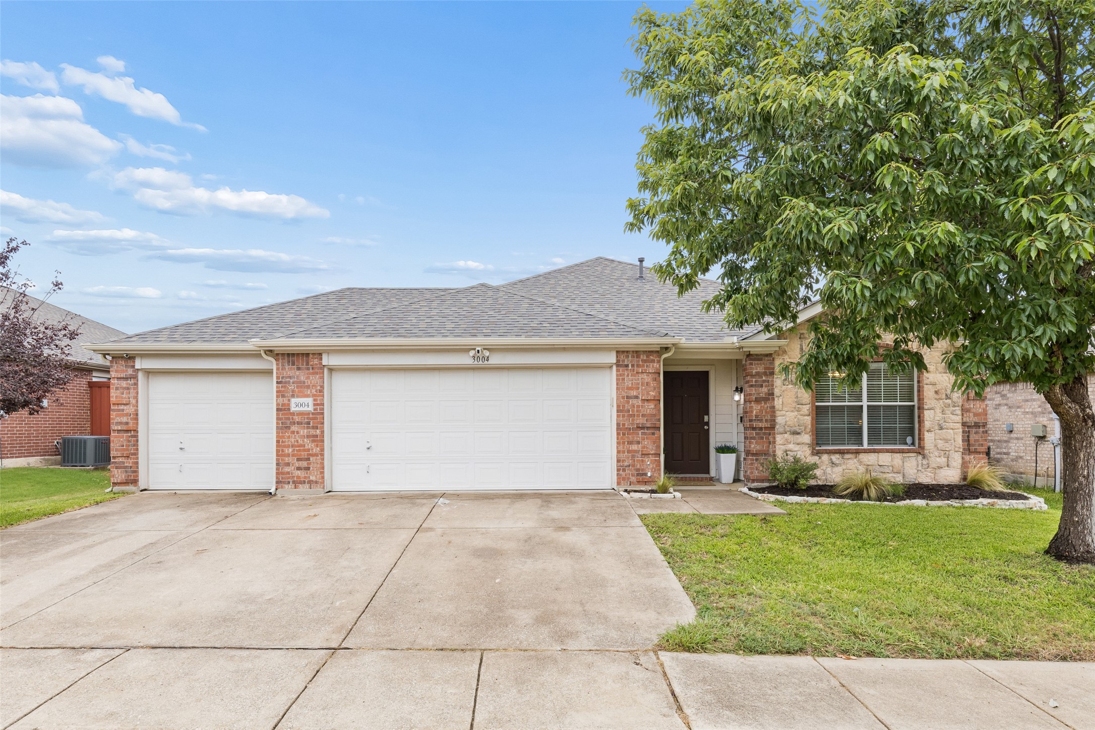 The Dunnican Team at Coldwell Banker Apex, Realtors in Rowlett, TX (2)