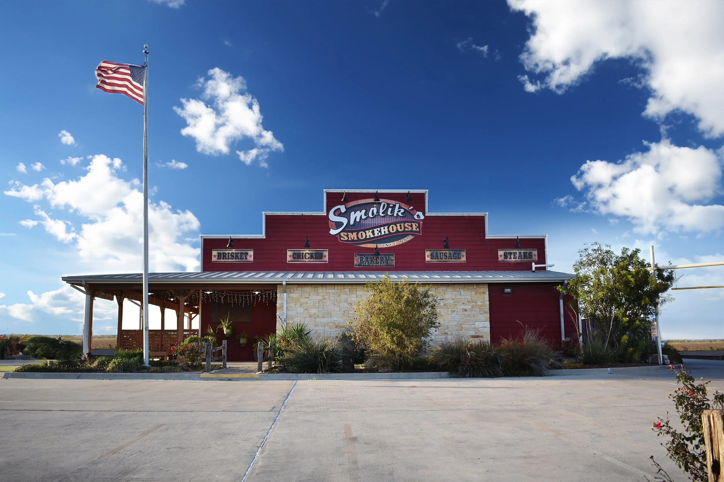 Smolik's Smokehouse in Mathis, TX (4)