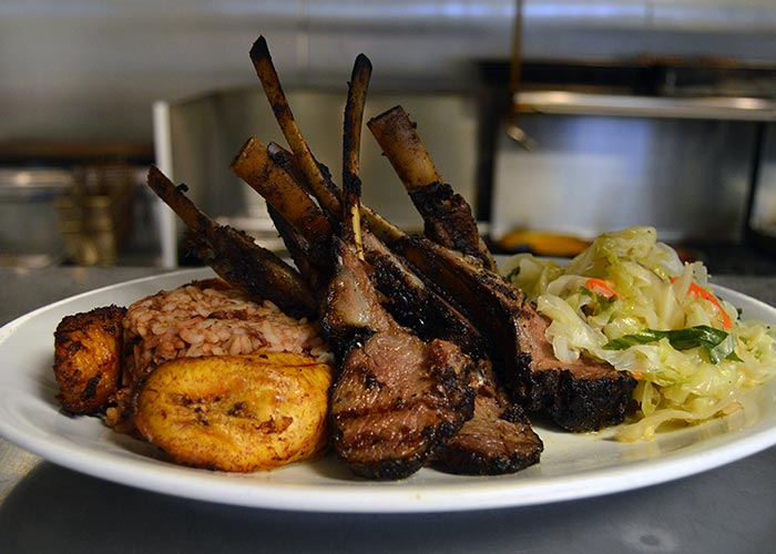 Ja' Grill Hyde Park in Chicago, IL (5)