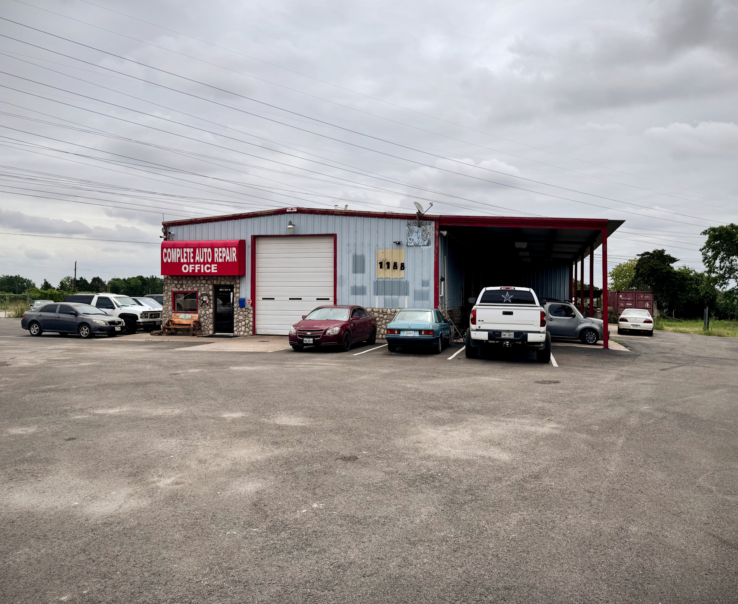 On-Site Rescue Automotive Shop in Cedar Hill, TX