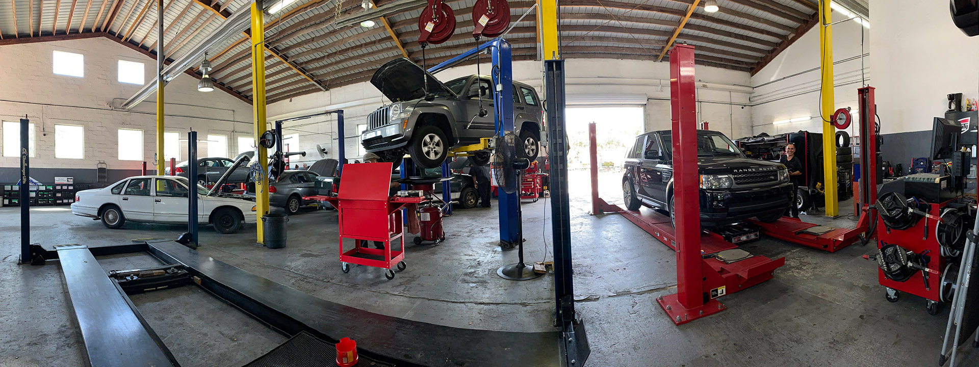 Sam's Auto Repair And Diagnostics Center in Bunnell, FL