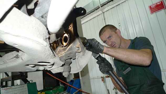 Joe Mello's Auto Repair in Arcata, CA (2)