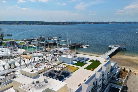 Shelley Scotto Real Estate Manhasset in Manhasset, NY