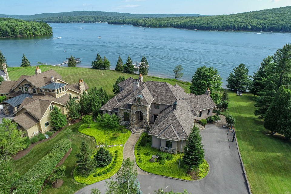 Deep Creek Lake Real Estate in McHenry, MD (2)
