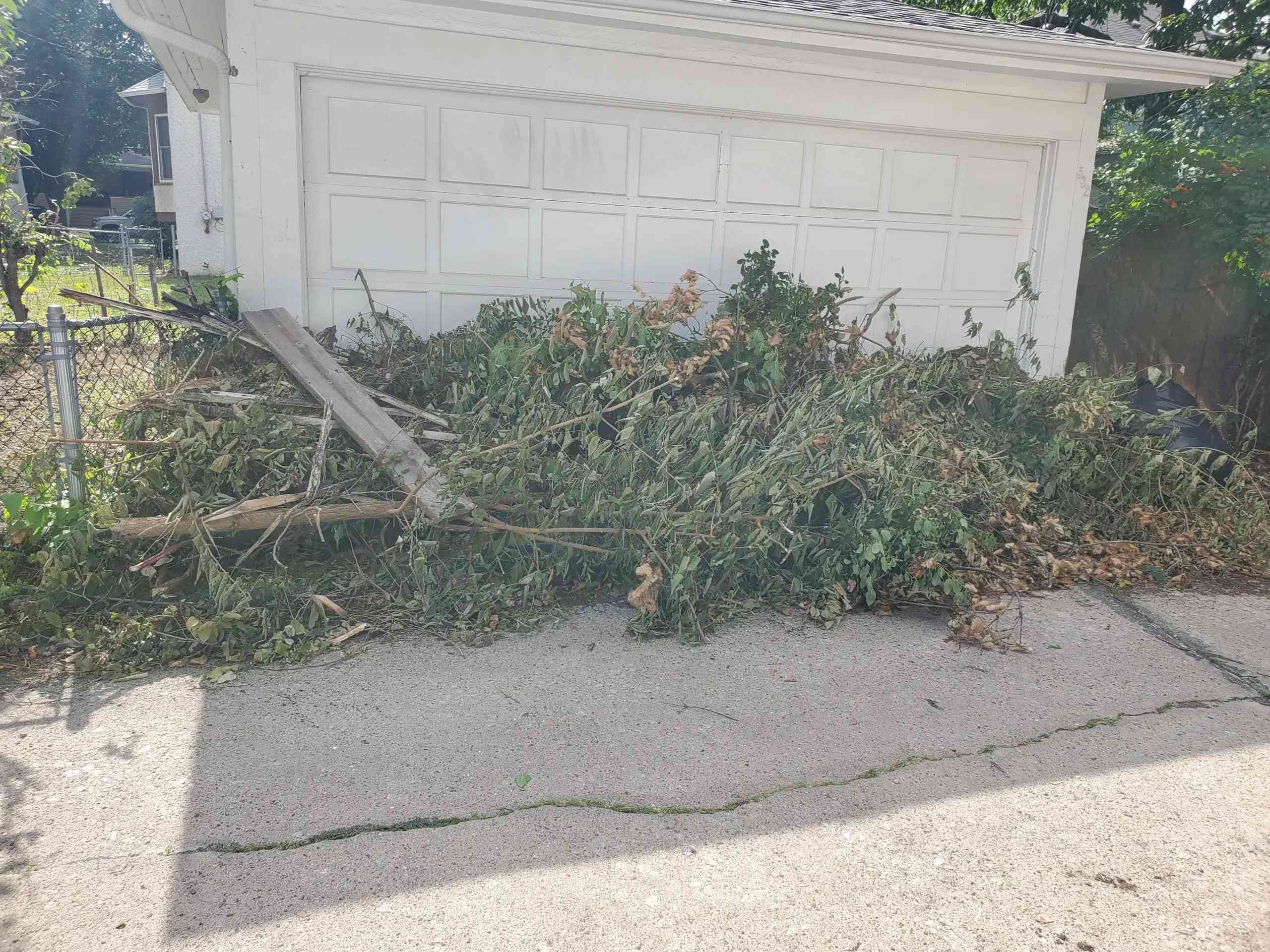 Duval Junk Removal in Parkman, OH (3)