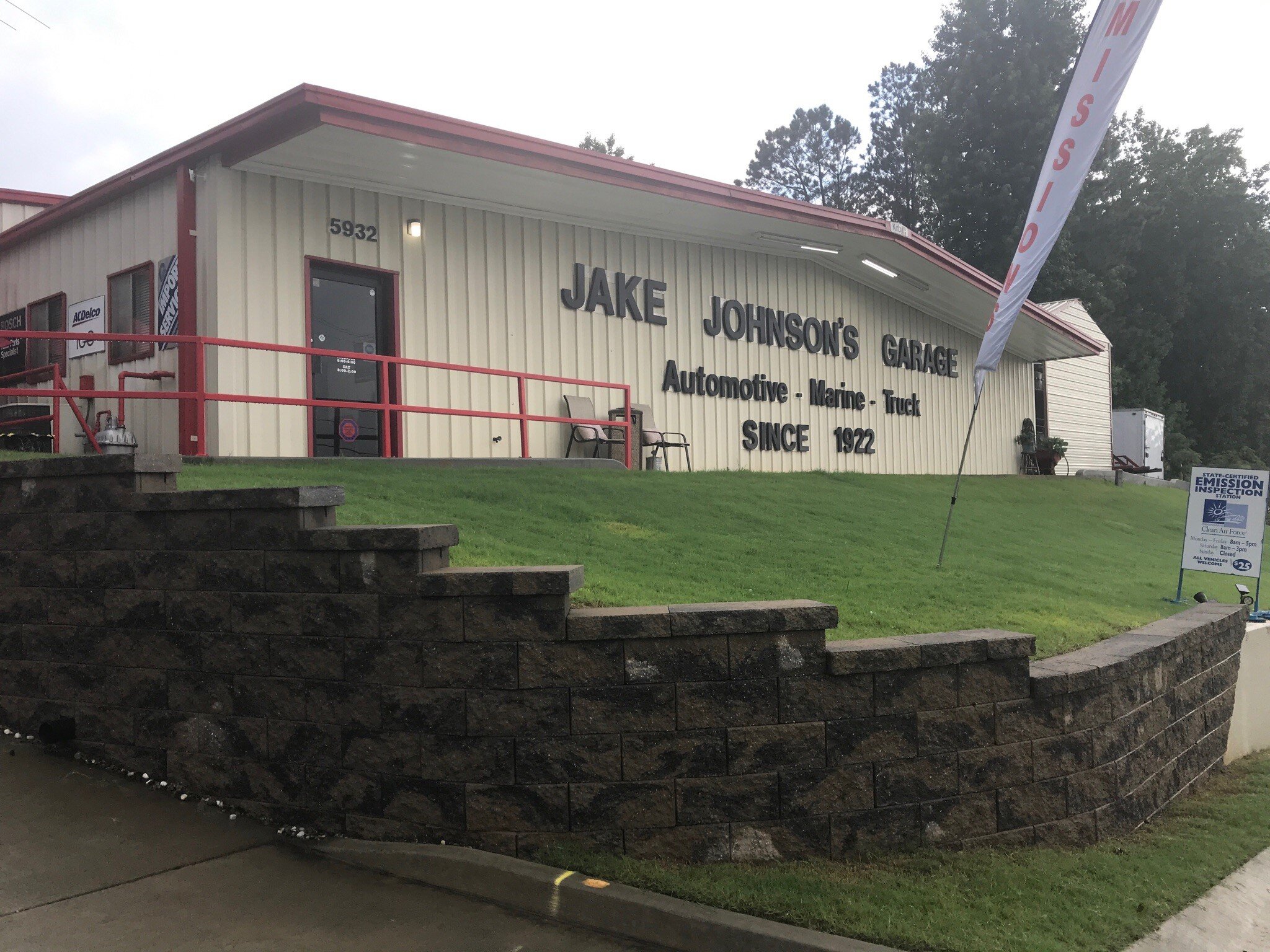 Jake Johnson's Garage in Sugar Hill, GA (4)