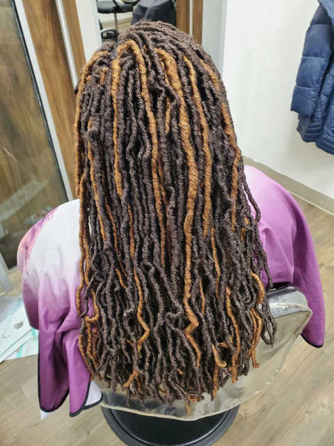 Miracle hands braiding Studio in Manassas, VA (2)