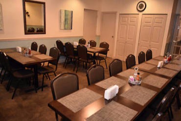 Twin Oaks Lounge in White Oak, PA (4)