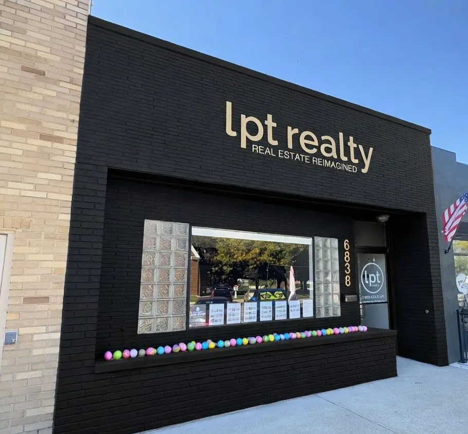 Shannon Bagdonas, Realtor in Allen Park, MI (4)