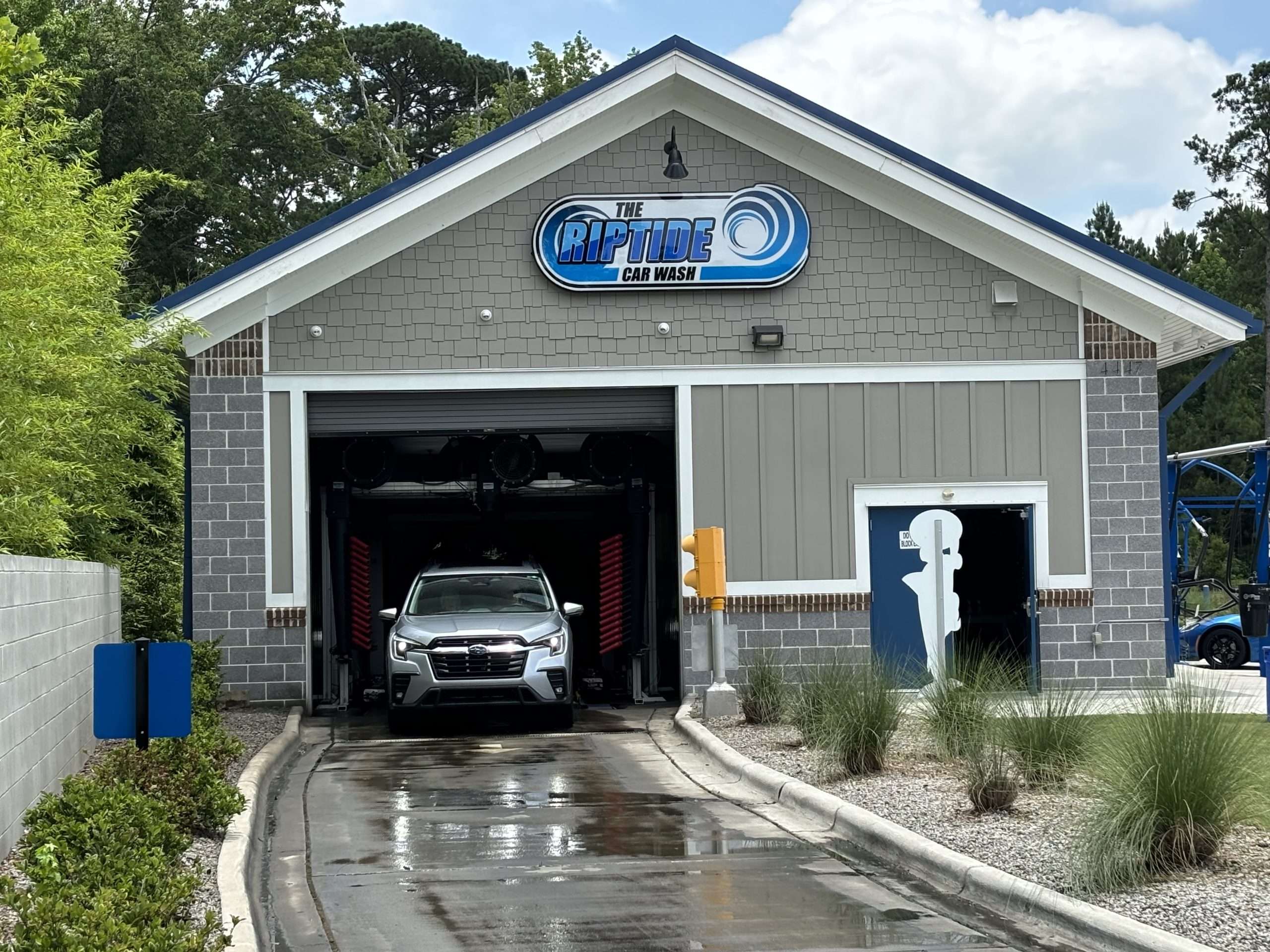 The RipTide Car Wash in Shallotte, NC (2)