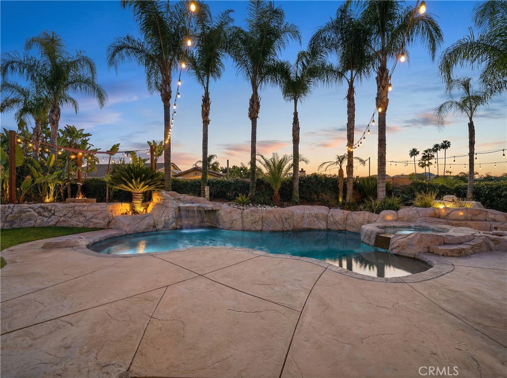 Reese Purinton REALTOR® Global Luxury Specialist in Canyon Lake, CA (2)