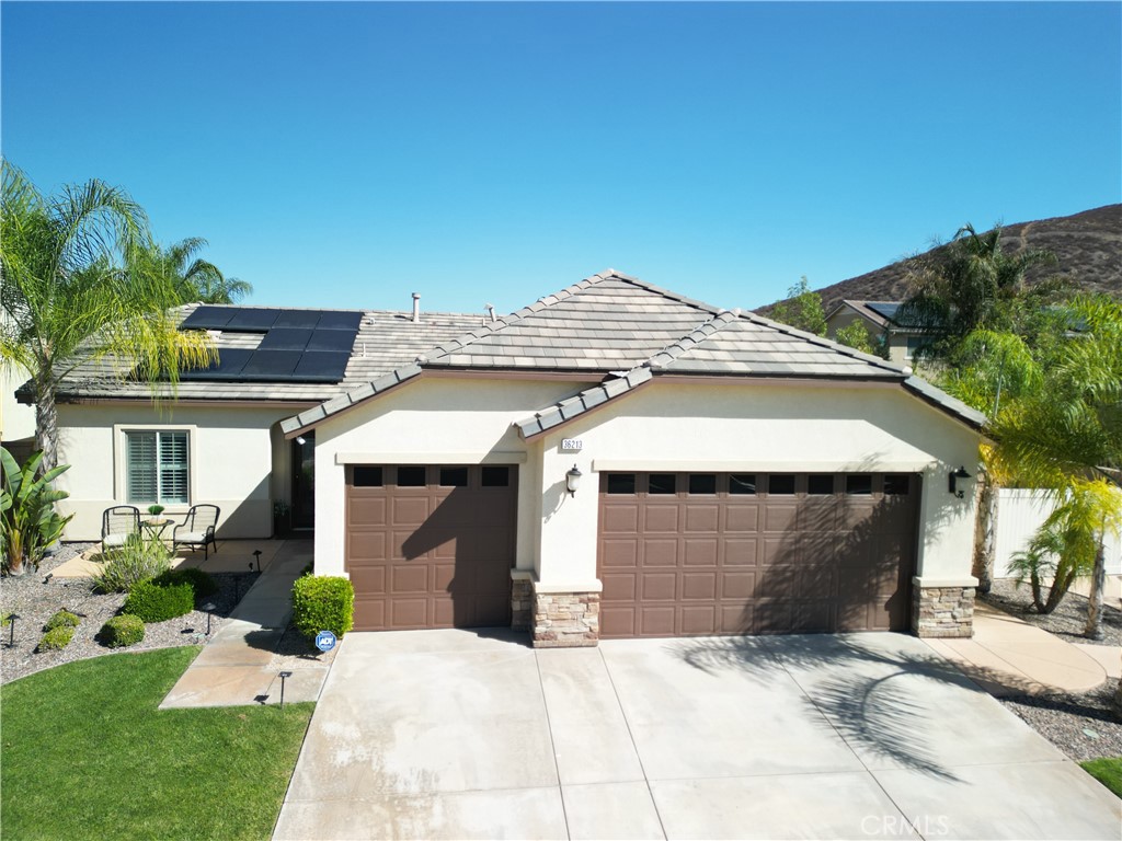 Reese Purinton REALTOR® Global Luxury Specialist in Canyon Lake, CA (6)