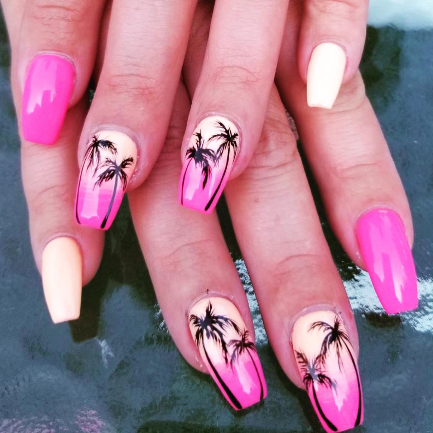 Nails Recreated LLC in Williamsburg, VA