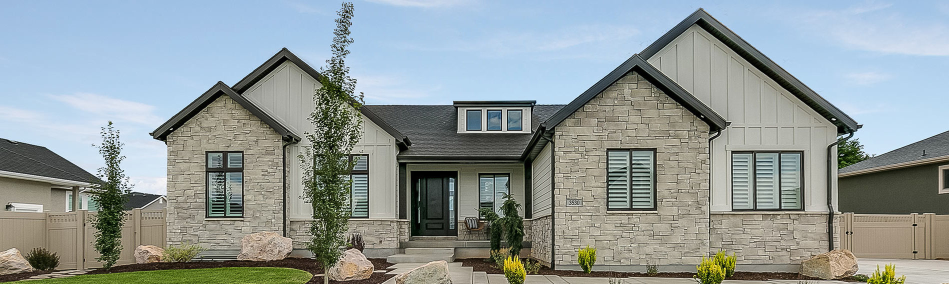 M'Lynn Gearhart Co-owner/Broker Associate- Rhonda Montgomery Real Estate in Del Rio, TX