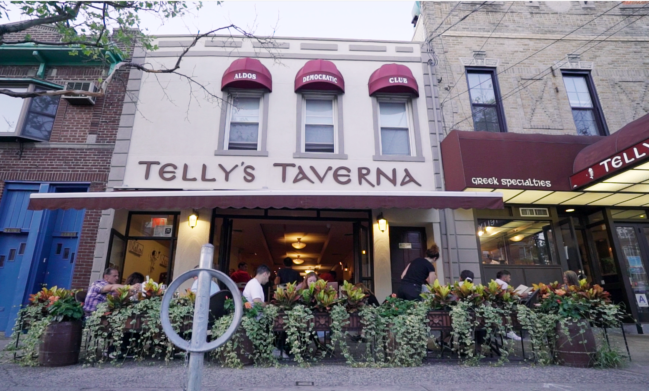 Telly’s Taverna Of Port Chester in Port Chester, NY