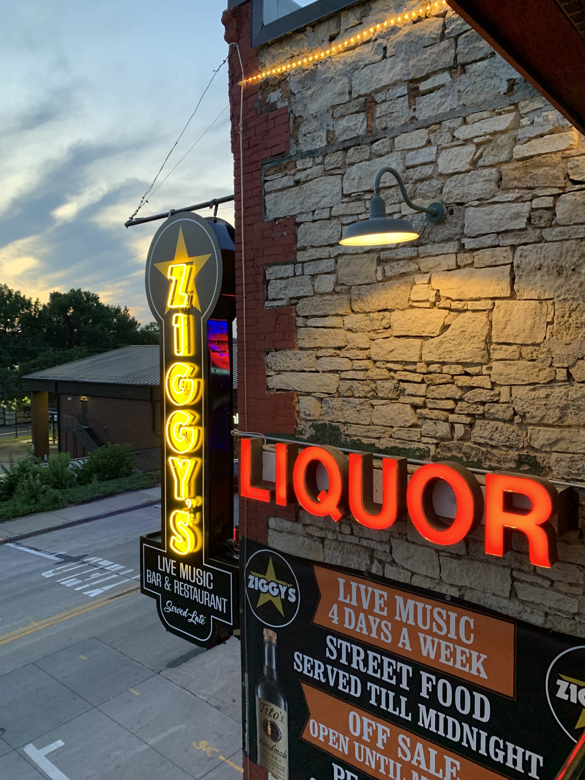 Max's Social House in Hudson, WI (2)