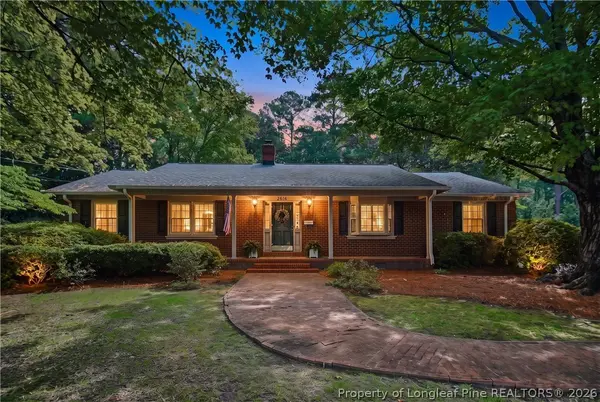 Santisha Taylor - REALTOR® in Spring Lake, NC (2)