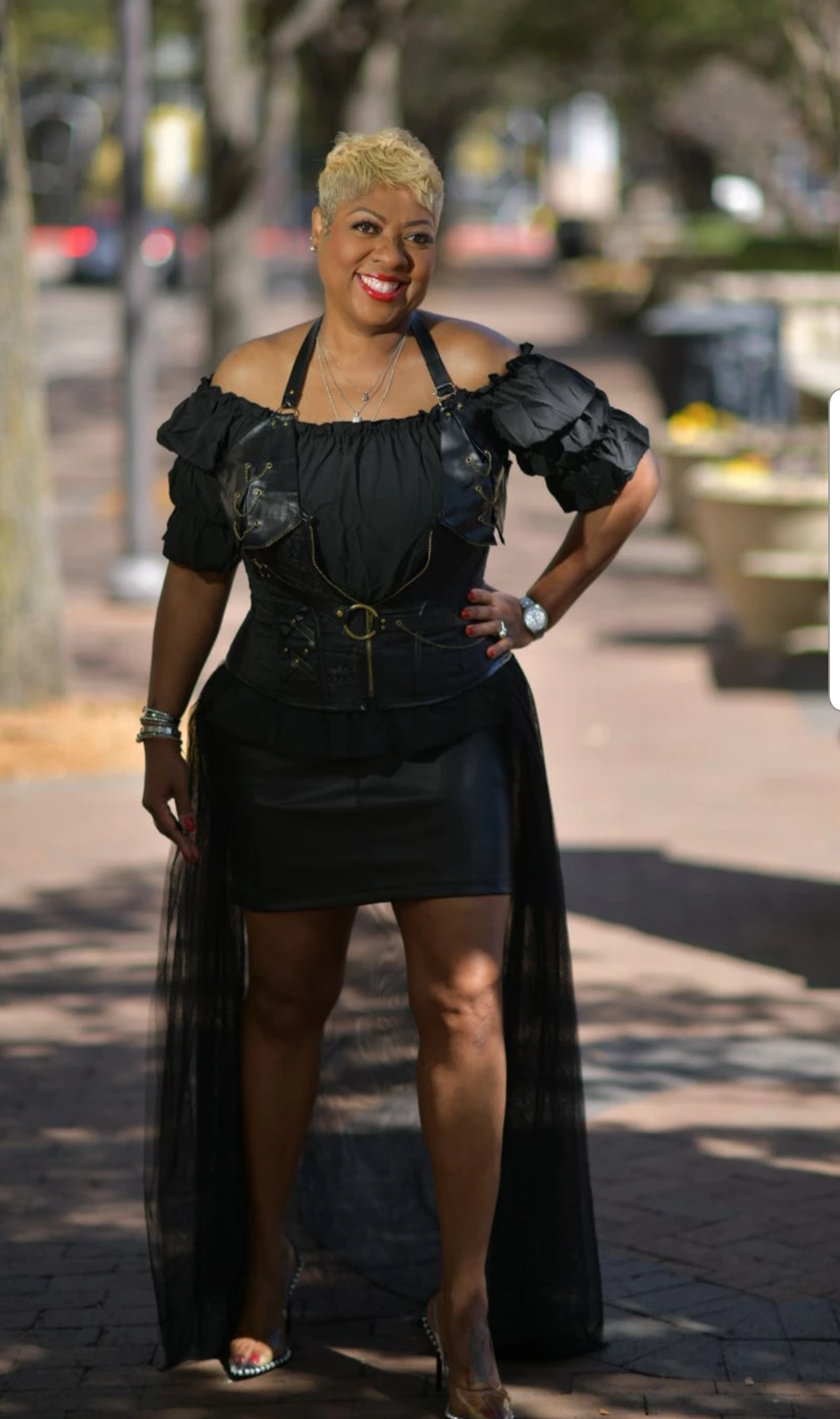 MoNika J Salon LLC in Dallas, TX