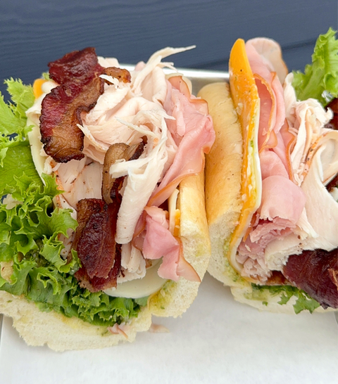 Larry's Deli-Que in Topsail Beach, NC (3)