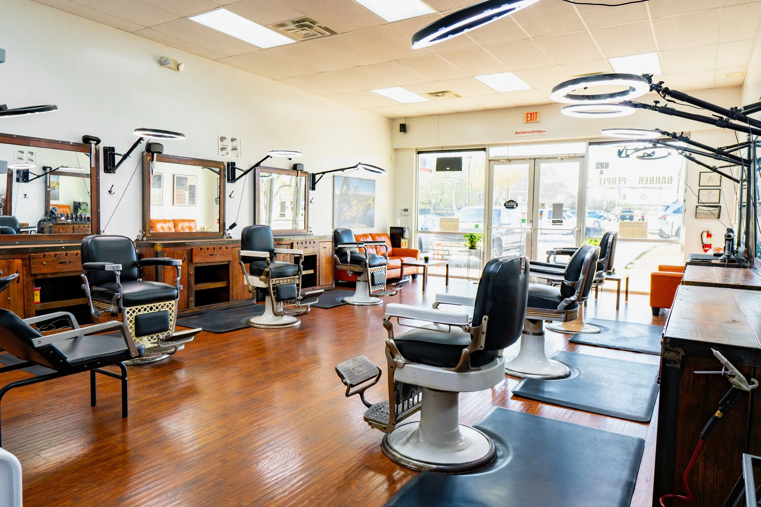 Humble Hustle Barbershop in Austin, TX