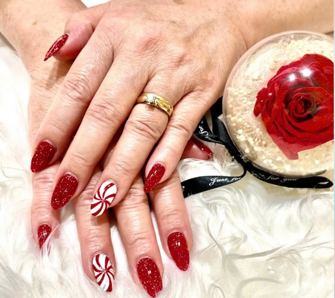 Amour Nail Spa in Skokie, IL