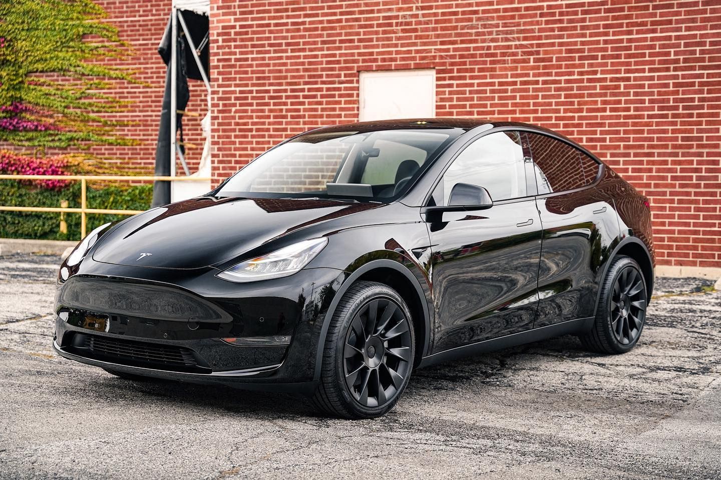 D'Andrea Detail | PPF • Ceramic Coating • Window Tint in Carol Stream, IL (2)