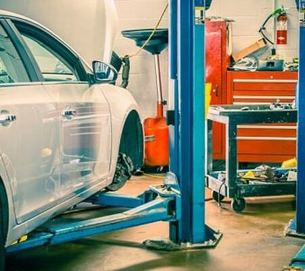 R & J Automotive in Auburn, CA