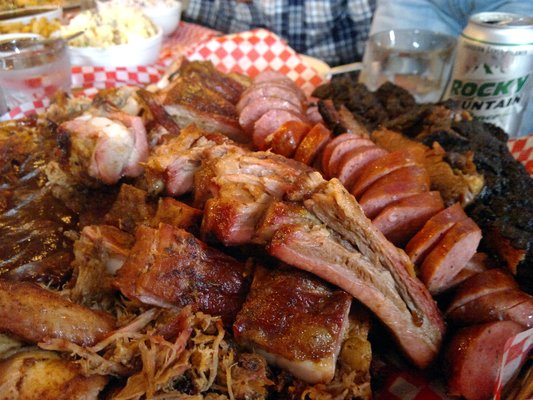 Hawg Wild BBQ & Catfish House of Hiawassee in Hiawassee, GA (5)