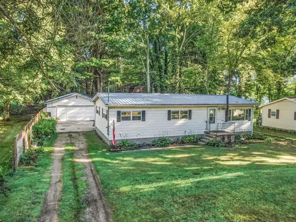 Realtors In Michigan in Berkley, MI (2)