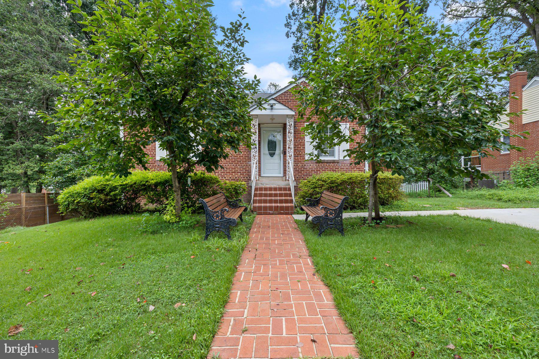 JEANNIE NGUYEN REALTOR in Rockville, MD